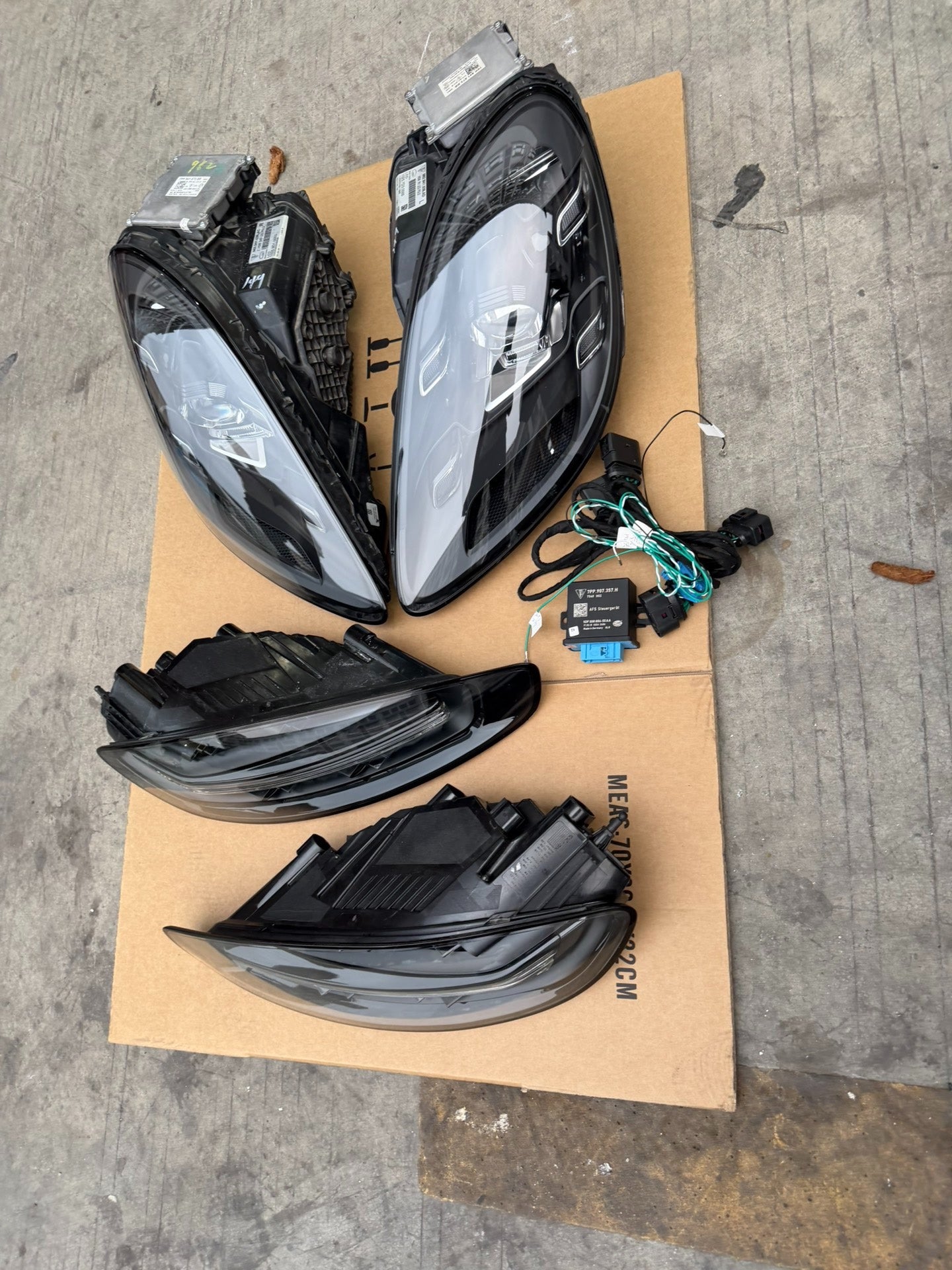 Porsche 718 Cayman/Boxster (982) OEM LED Matrix Headlight Assemblies + Smoked Taillights (2016–2021) w/ Harness image 3